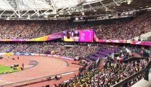 Das letzte 100m Rennen von Usain Bolt vor vollbesetzten Zuschauerrängen im Olympiastadion London